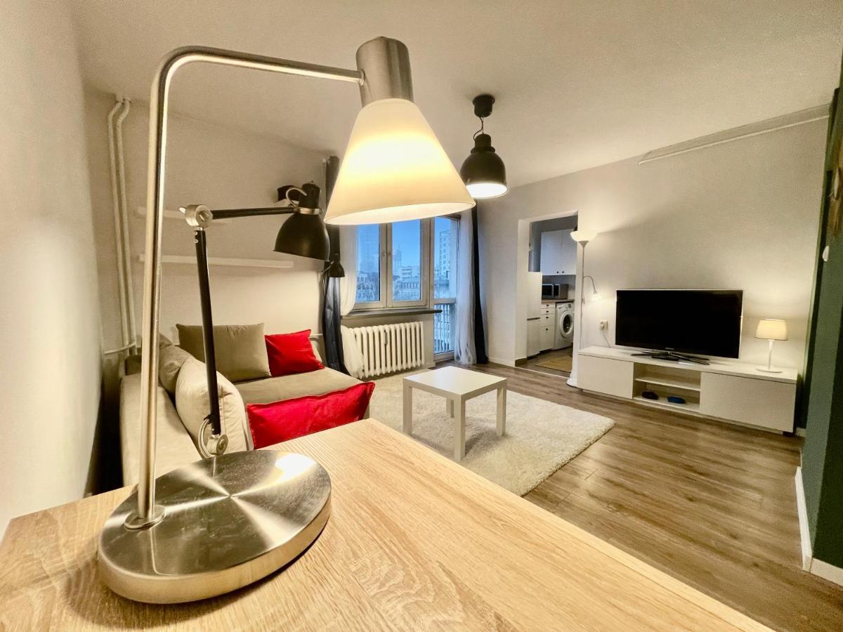 Holiday Metro Fast Wifi Tv'70 Netflix Hbo Appletv Warsaw Exterior photo
